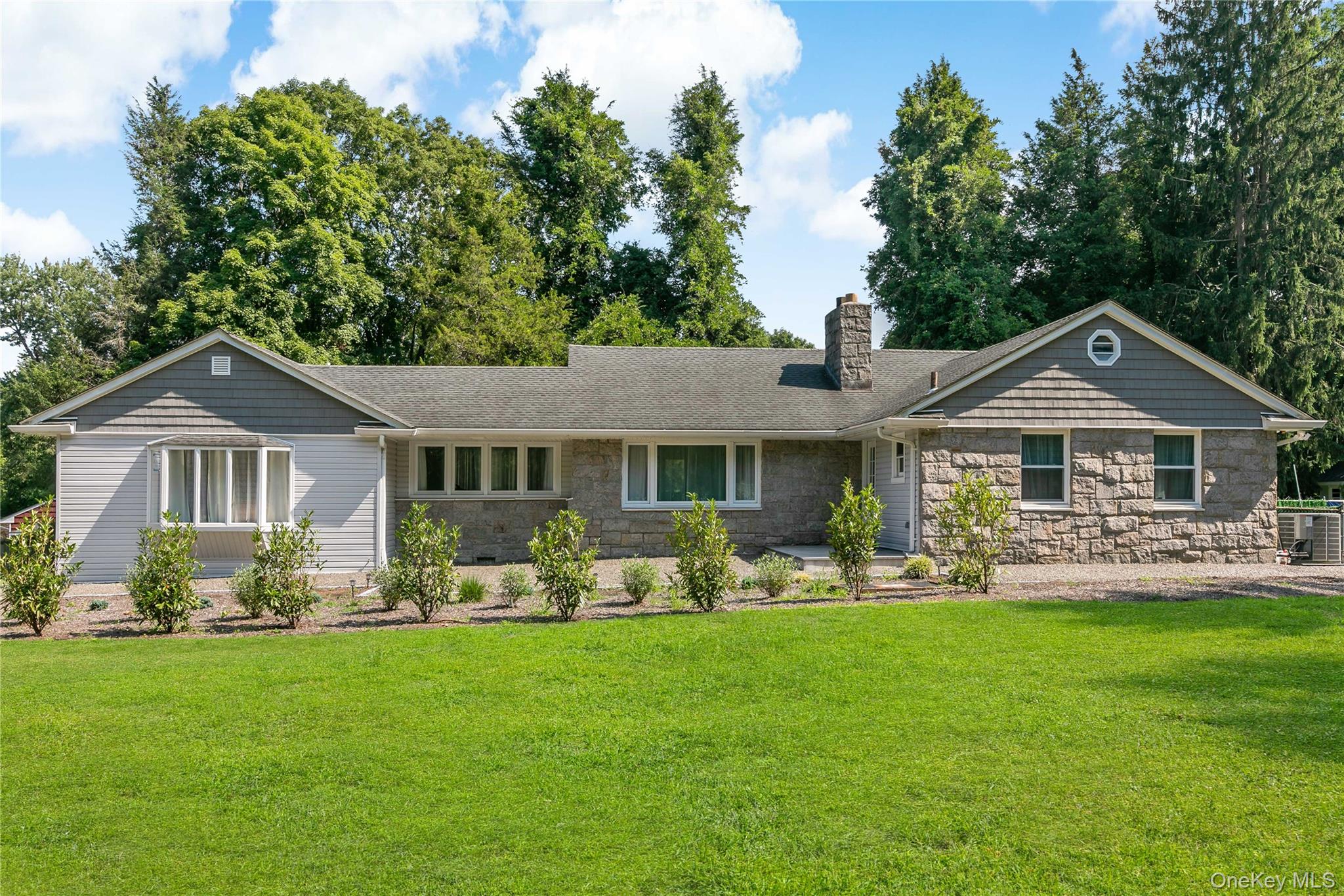 461 Bedford Road Armonk, NY 10504 - Photo 5 of 32