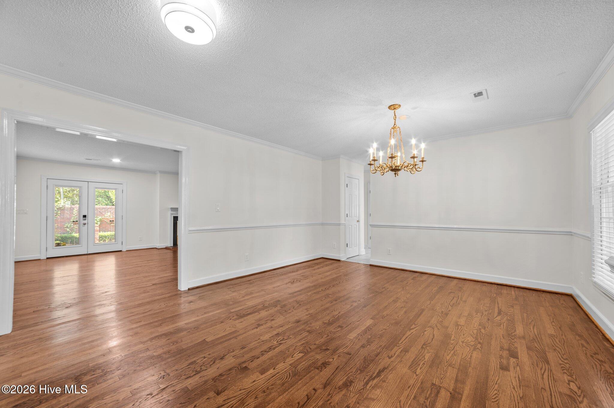 809 Greenbriar Road Kinston, NC 28501 - Photo 18 of 47 18-web-or-mls-LHV_0049