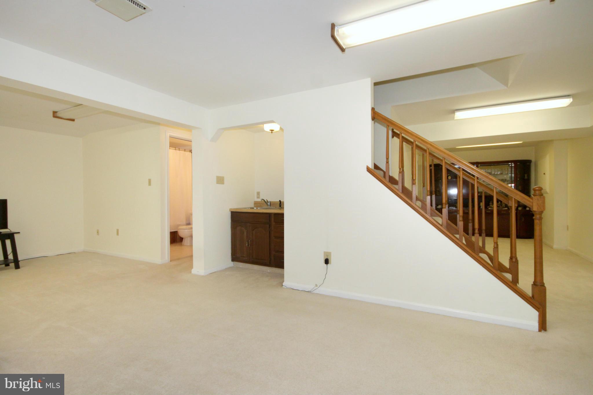 6311 Rockwell Road Burke, VA 22015 - Photo 22 of 29 Interior (General)