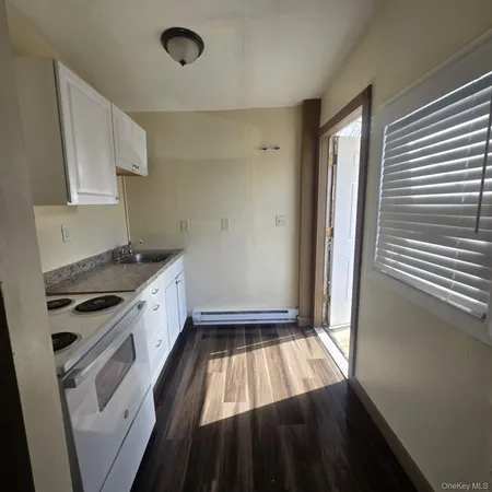 $950 | 37 Main Street, Unit 3, Parksville, NY 12768