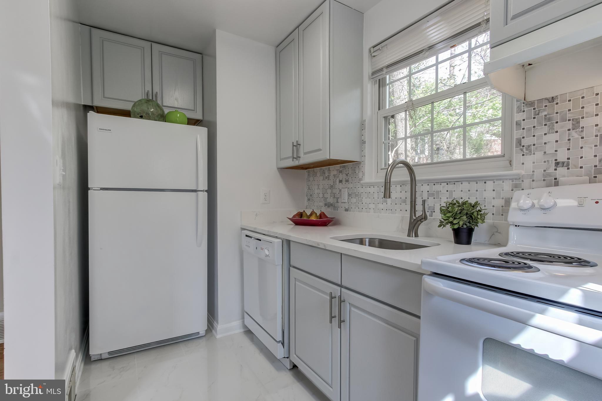 104 Park Valley Road Silver Spring, MD 20910 - Photo 9 of 22 New Updated Kitchen