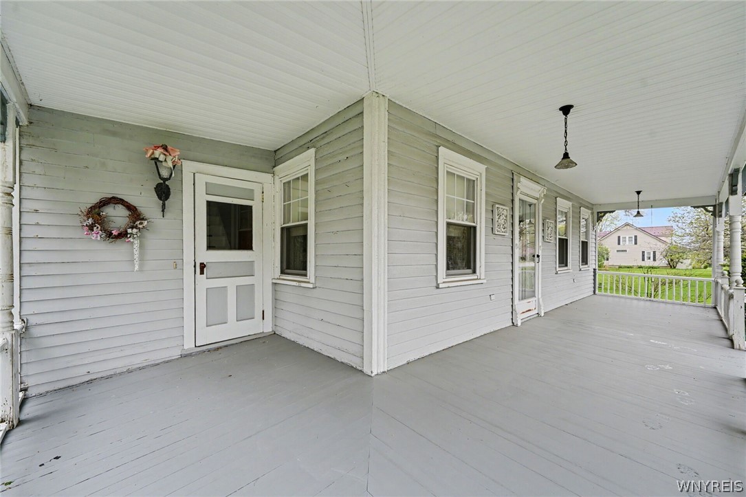 7098 North State Road Hamburg, NY 14075 - Photo 3 of 50