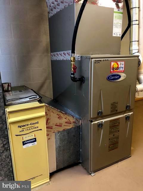 516 Colony Road Camp Hill, PA 17011 - Photo 38 of 50 Carrier Gas Hot air Heat