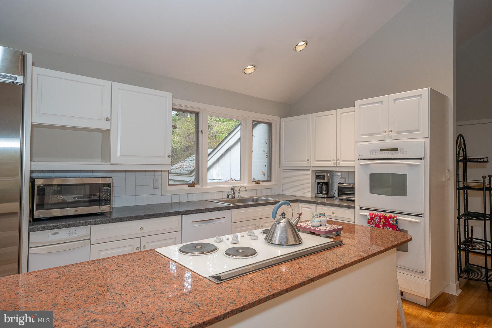 334 Malin Road Newtown Square, PA 19073 - Photo 27 of 82