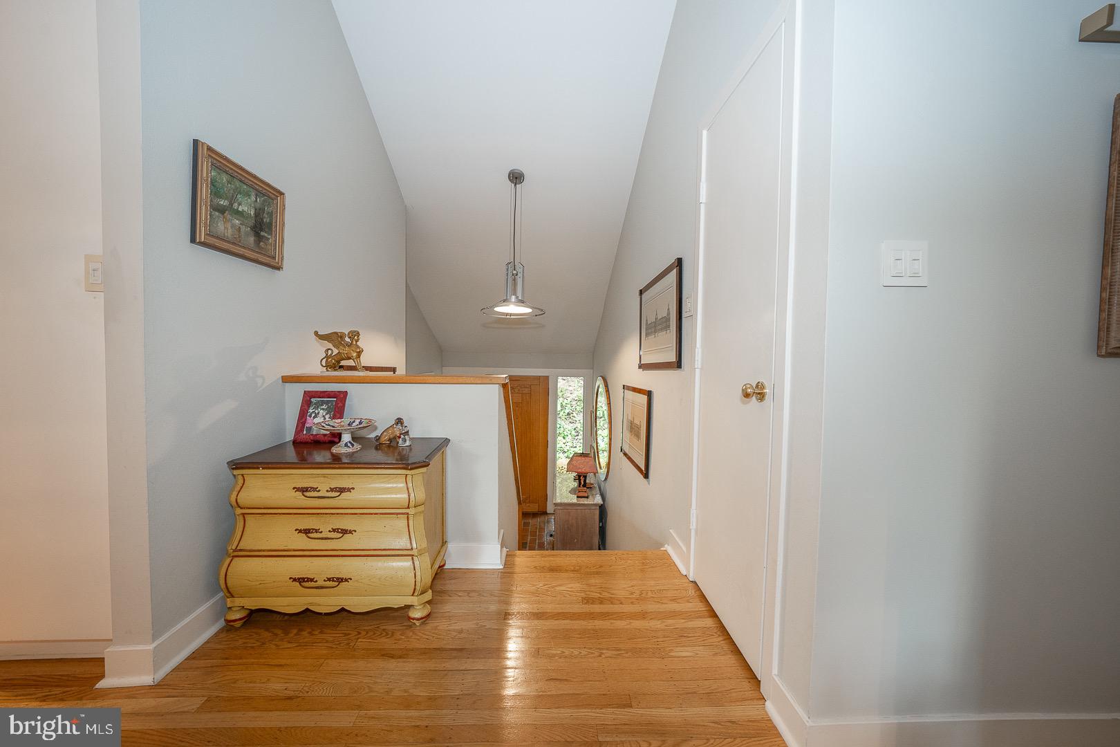 334 Malin Road Newtown Square, PA 19073 - Photo 7 of 82
