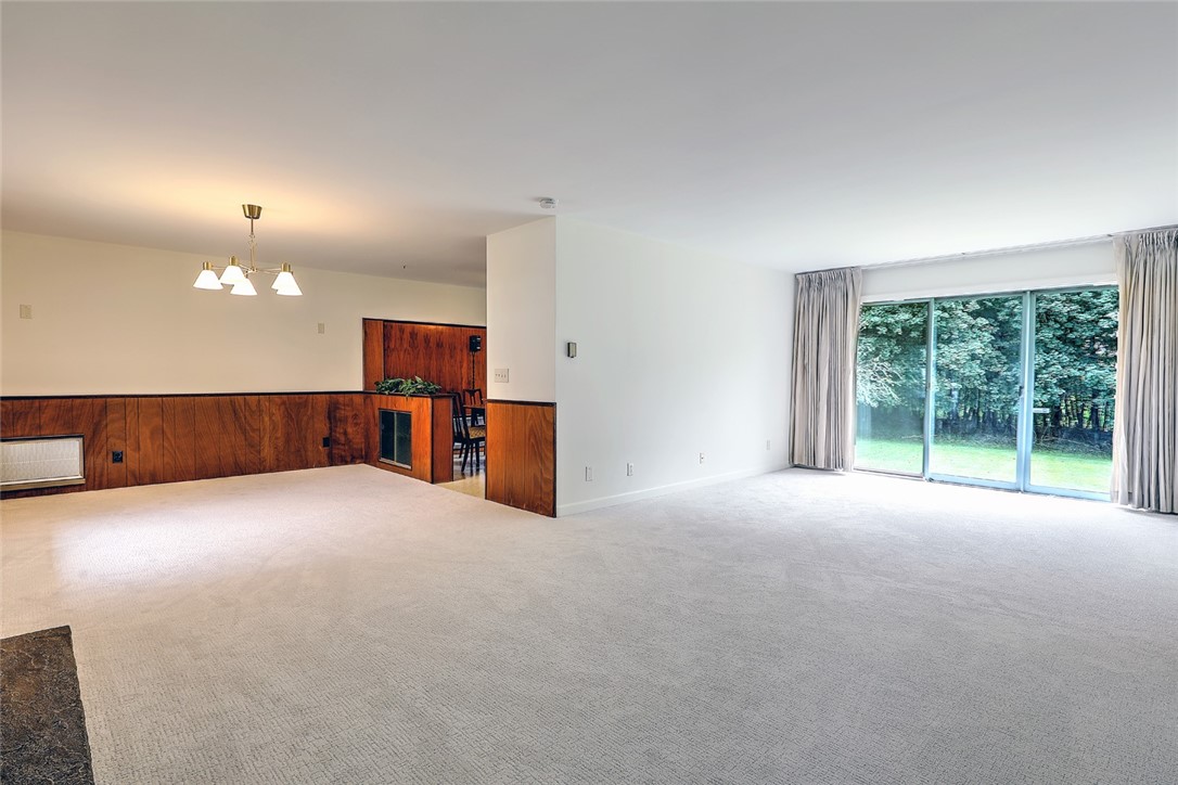 5 Appian Way Johnston, RI 02919 - Photo 5 of 24