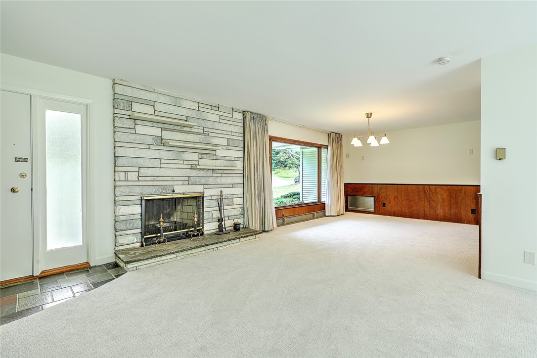 5 Appian Way Johnston, RI 02919 - Photo 9 of 24