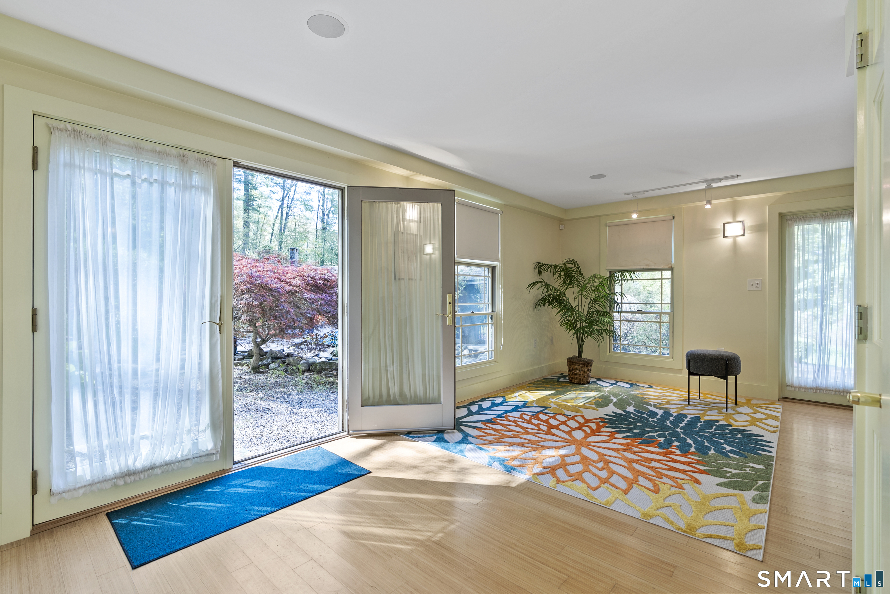 8 Morgan Road Canton, CT 06019 - Photo 32 of 40