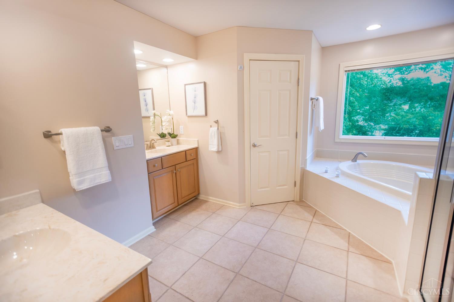 9969 Humphrey Road Cincinnati, OH 45242 - Photo 36 of 69