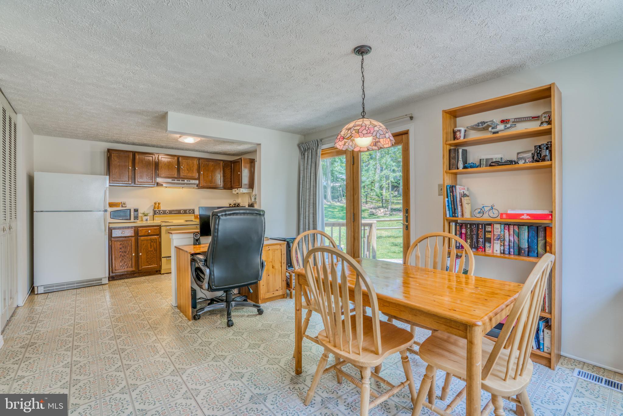 8411 Tachbrook Road Baltimore, MD 21236 - Photo 5 of 34 Gallery Image 5