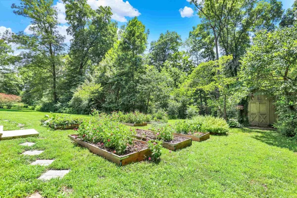 $1,250,000 | 8178 South Old State Road 37, Bloomington, IN 47403