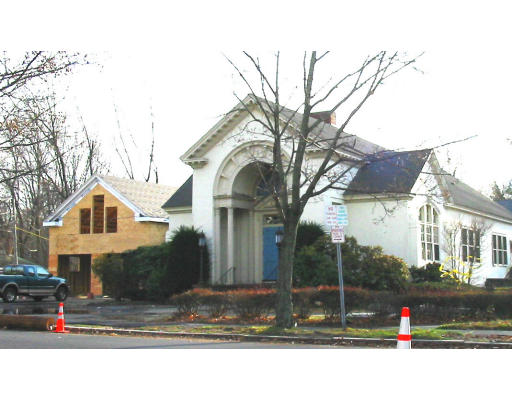 16 Forest Street Lexington, MA 02421 - Photo 1 of 8