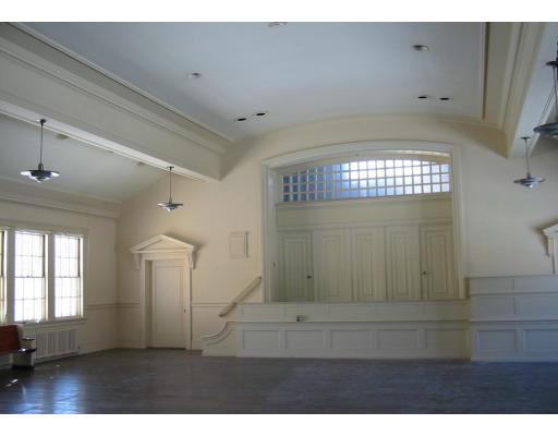 16 Forest Street Lexington, MA 02421 - Photo 4 of 8