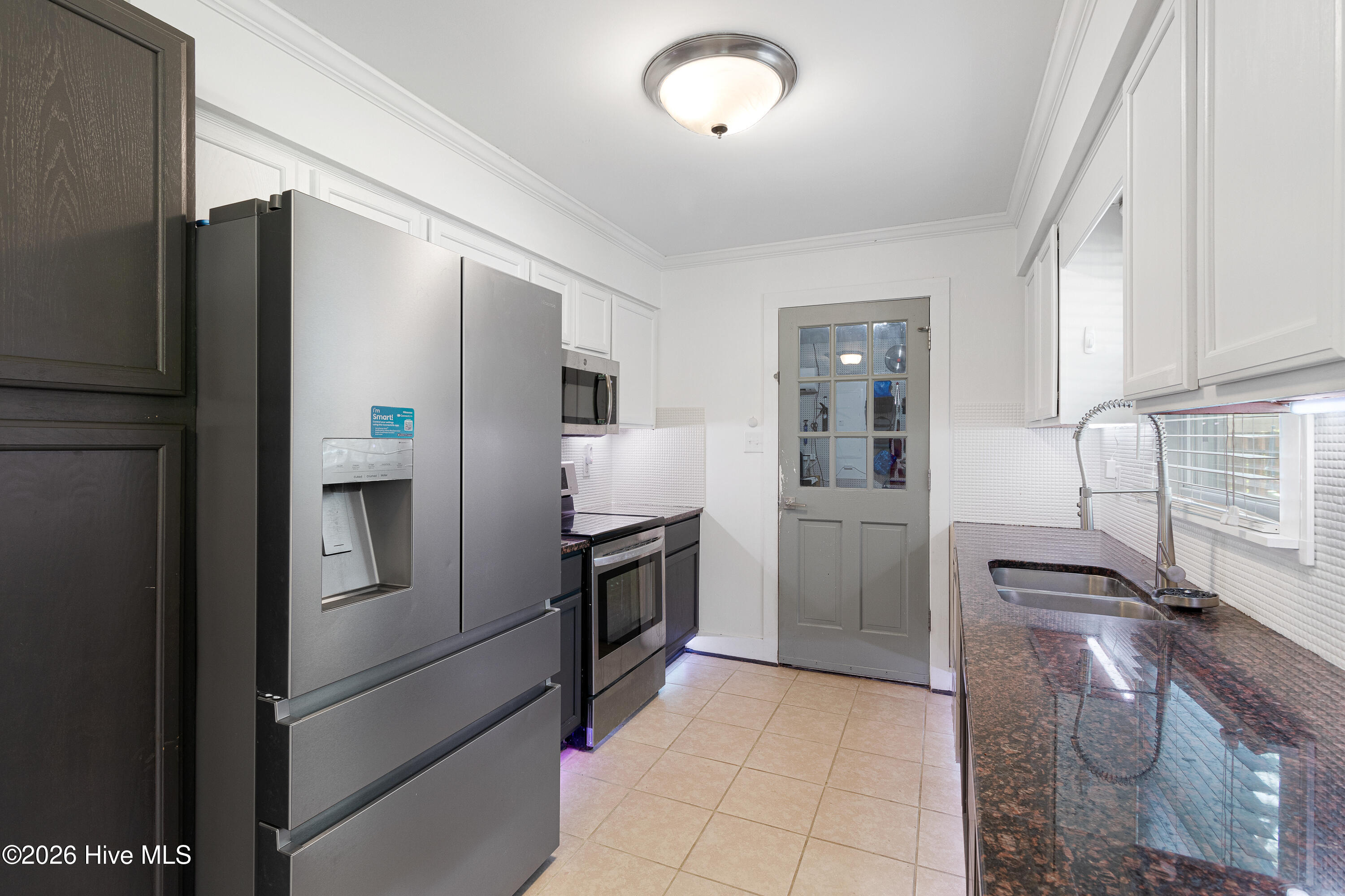3103 Old Gate Road Morehead City, NC 28557 - Photo 3 of 36 Kitchen