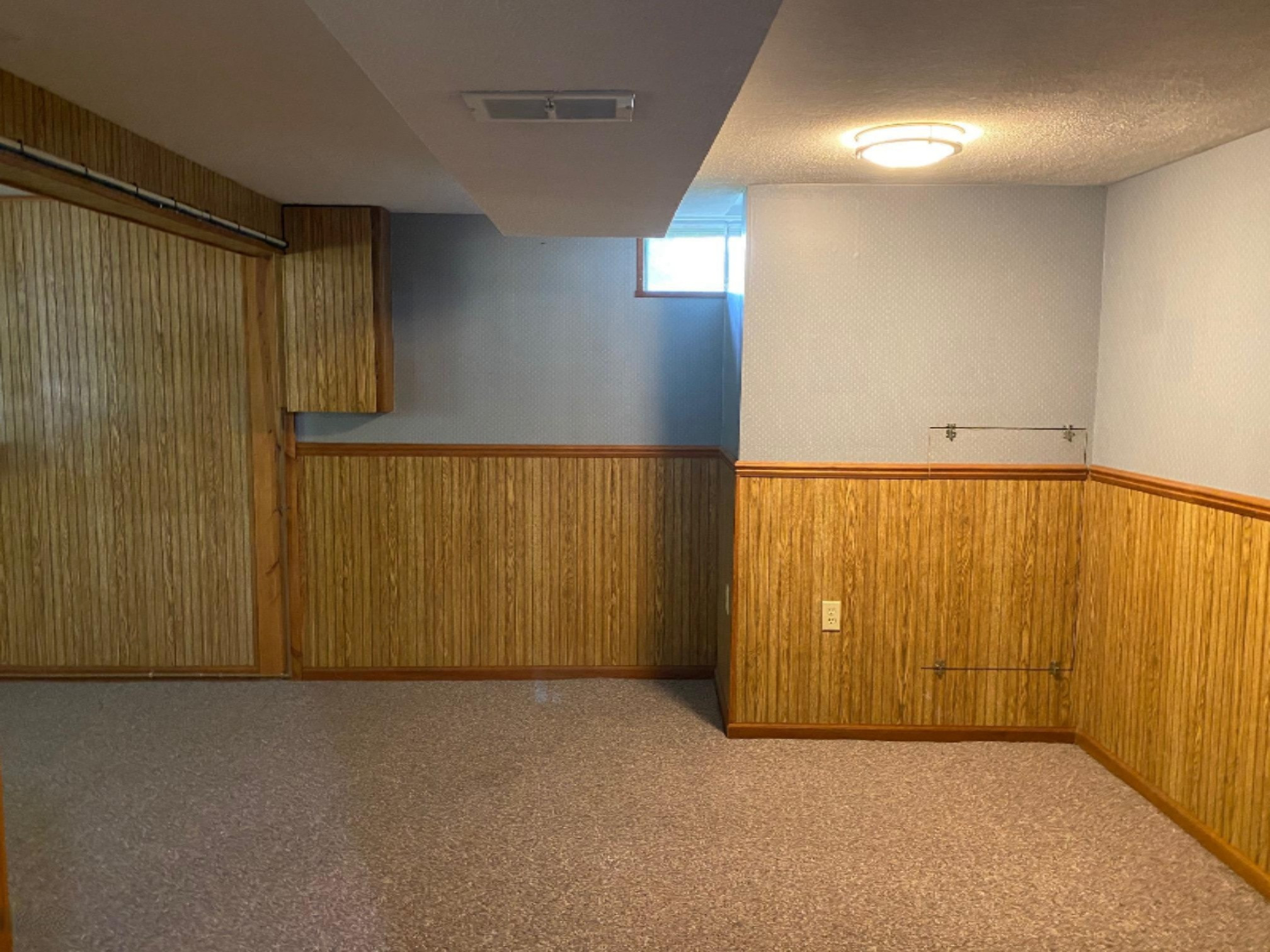 74 Rondale Lane Battle Creek, MI 49017 - Photo 23 of 38 L shape of Family Room