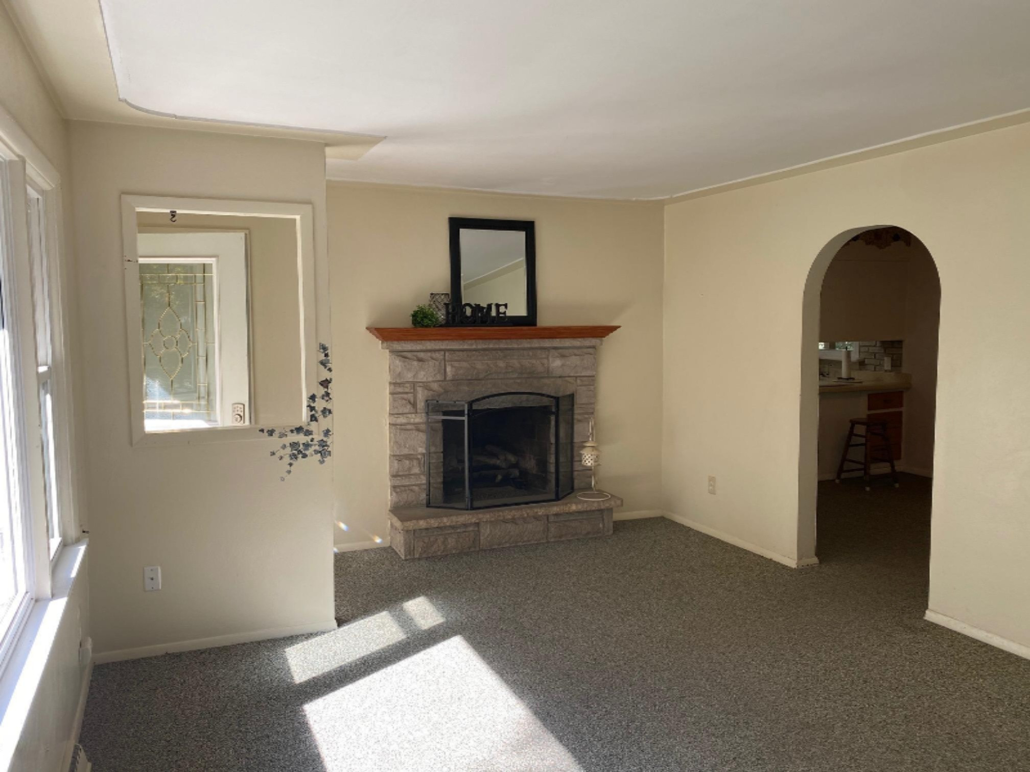 74 Rondale Lane Battle Creek, MI 49017 - Photo 4 of 38 Living Room