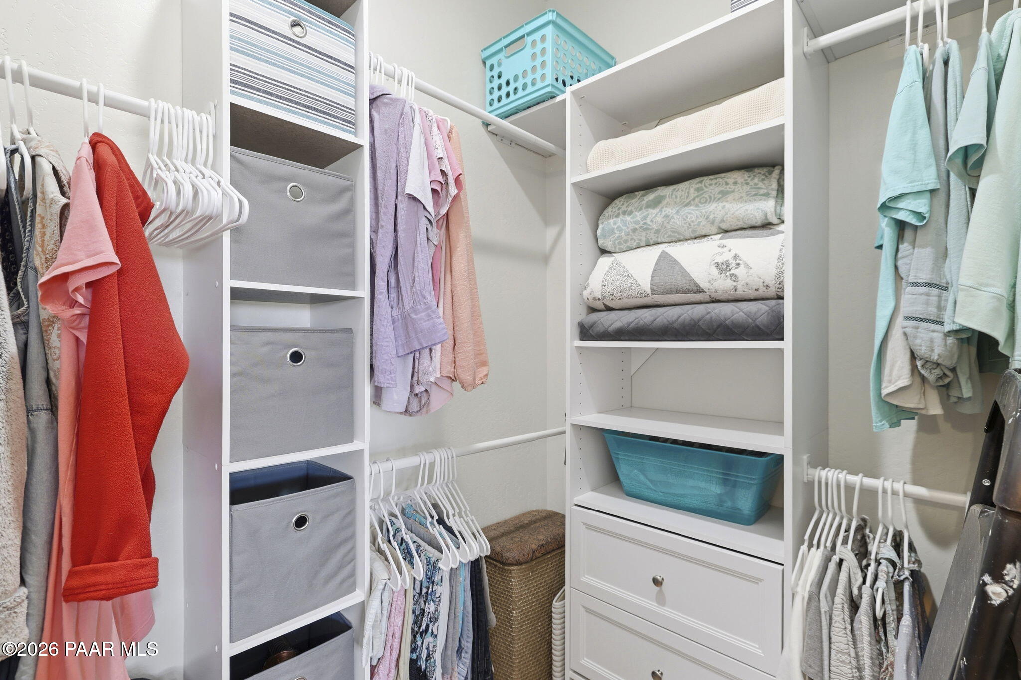 23962 North Headwaters Road Paulden, AZ 86334 - Photo 25 of 43 19-Primary Closet 2
