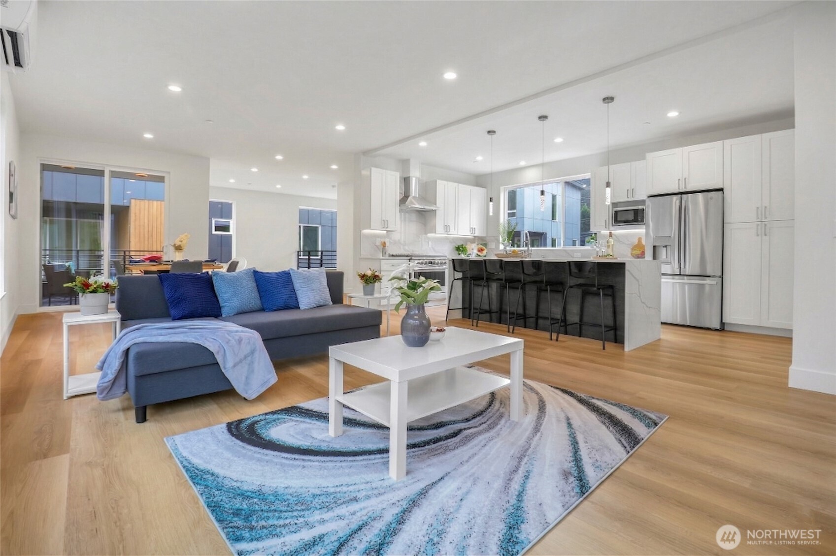 10628 East Riverside Drive Bothell, WA 98011 - Photo 5 of 26