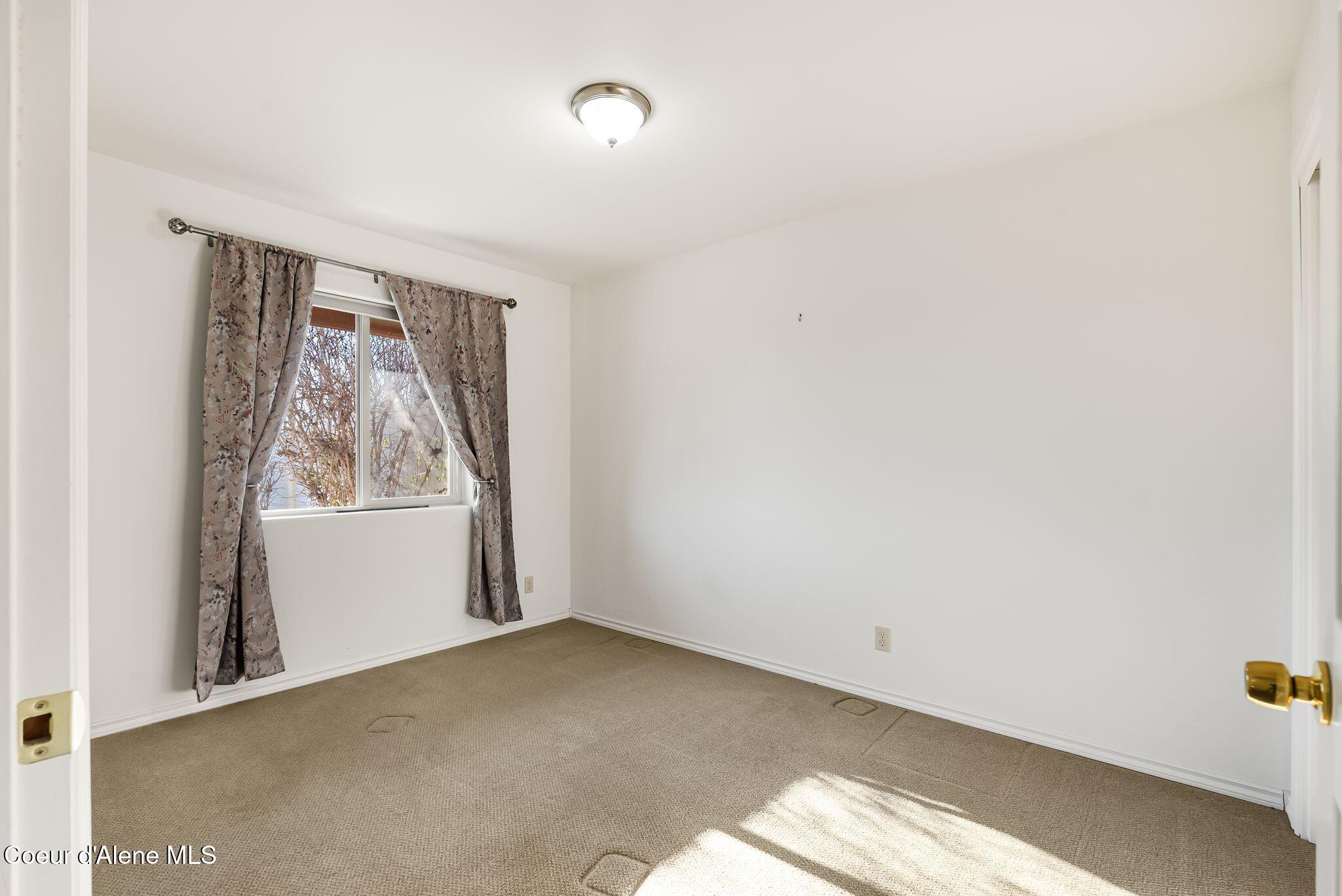 200 Brittany Loop Kootenai, ID 83864 - Photo 18 of 41 18_DSC05822