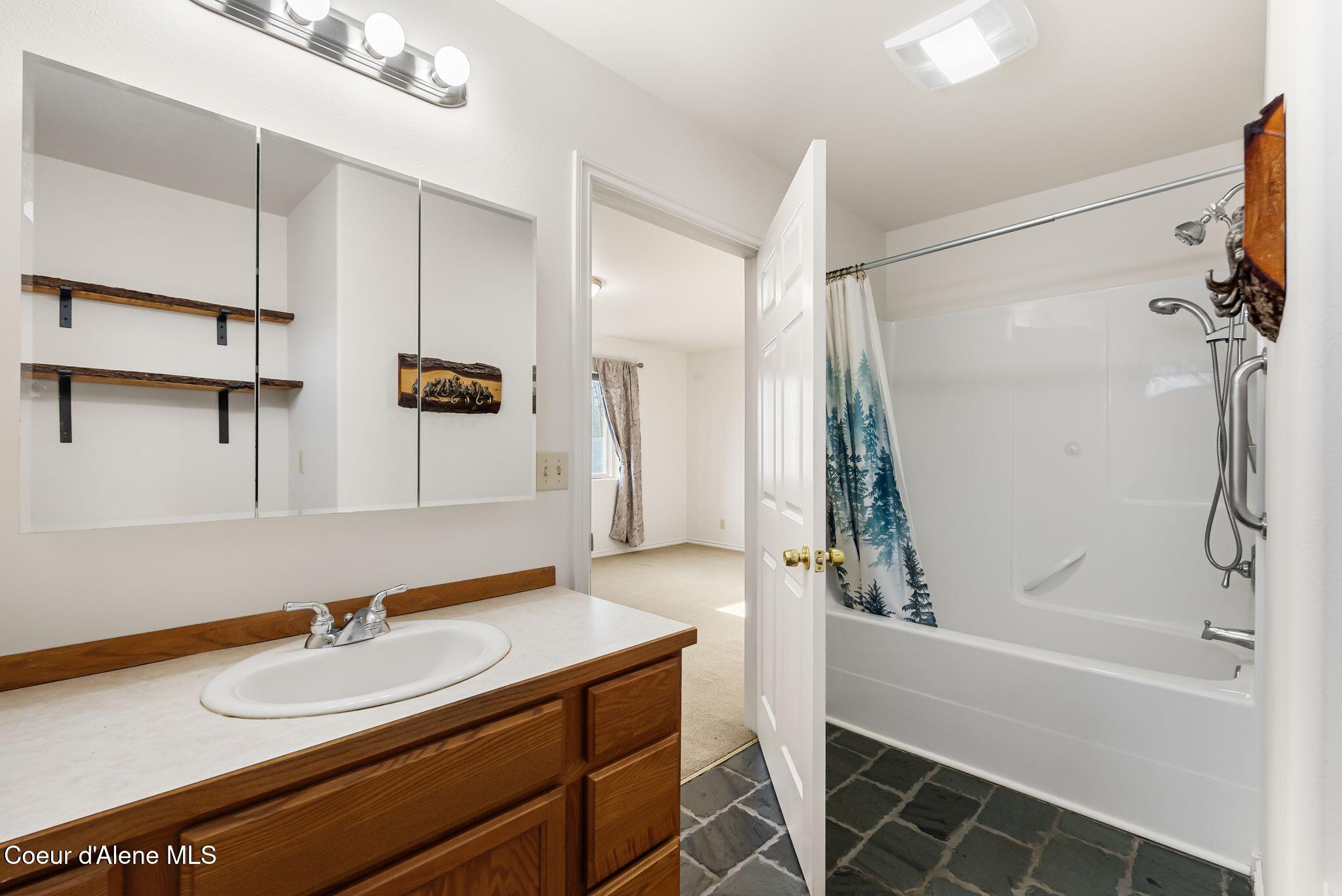 200 Brittany Loop Kootenai, ID 83864 - Photo 23 of 41 22_DSC05842