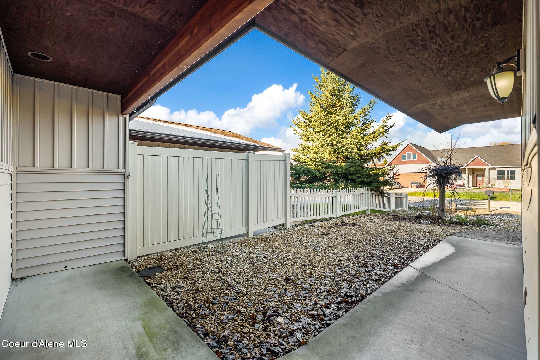 200 Brittany Loop Kootenai, ID 83864 - Photo 33 of 41 32_DSC05902