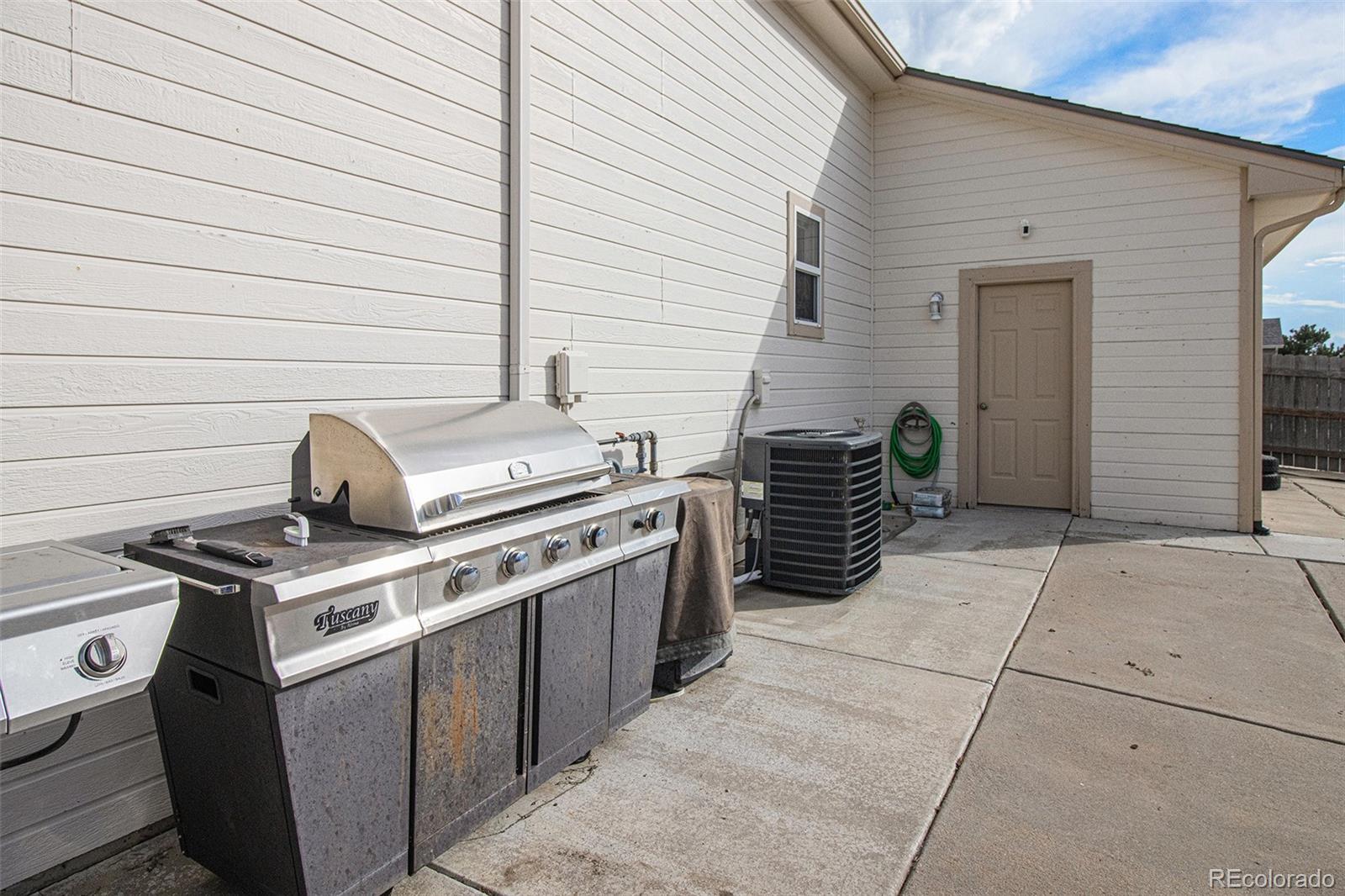 1295 View Ridge Road Bennett, CO 80102 - Photo 34 of 40 Gallery Image 34