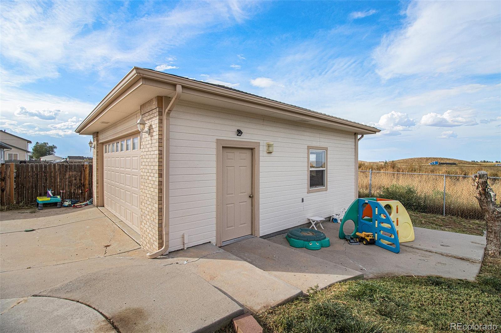 1295 View Ridge Road Bennett, CO 80102 - Photo 35 of 40 Gallery Image 35