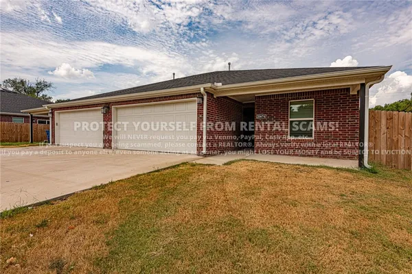 $1,350 | 20674 Dawn Hill East Road, Gentry, AR 72734