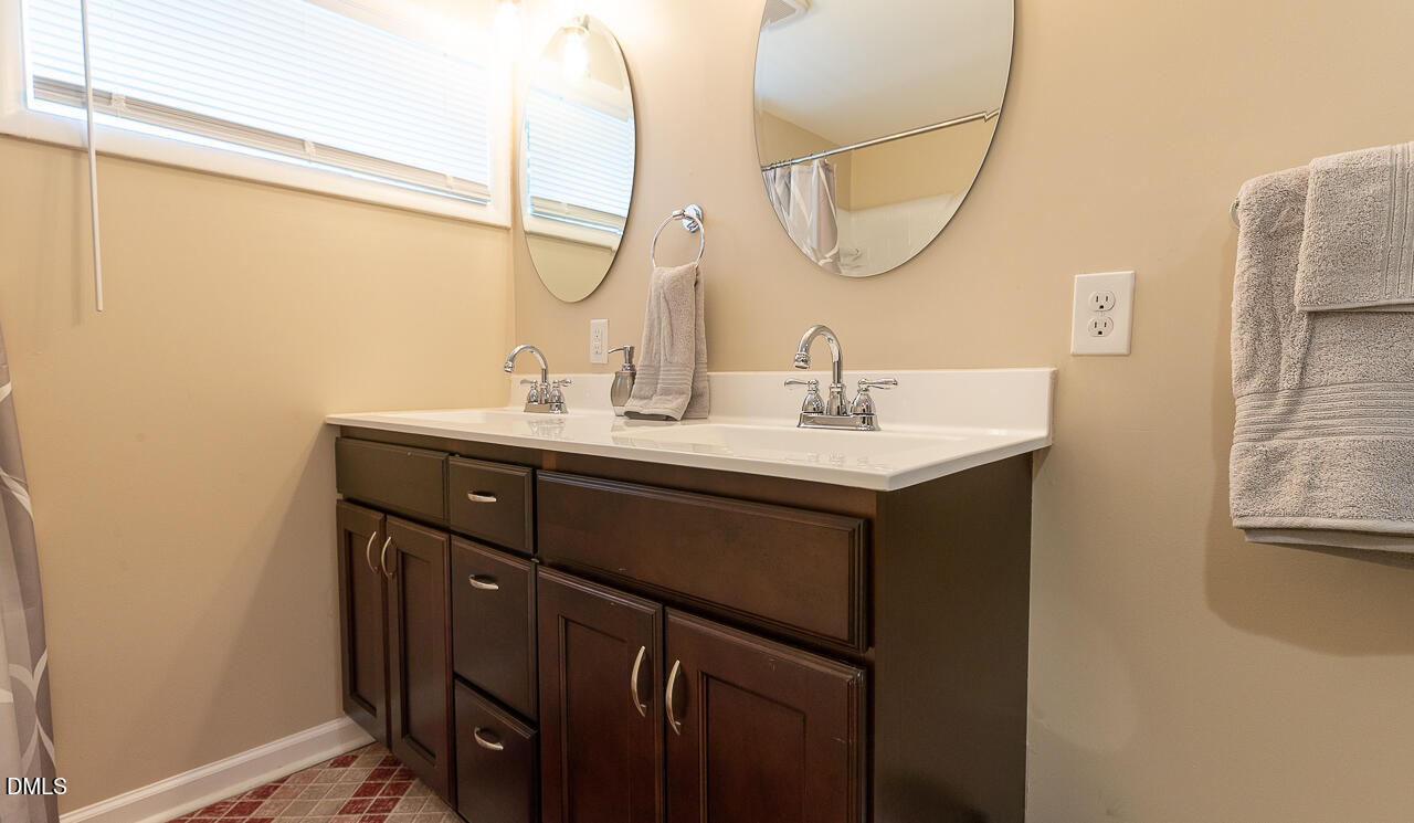 6812 Ray Road Raleigh, NC 27612 - Photo 14 of 22 bRay-Dn-41