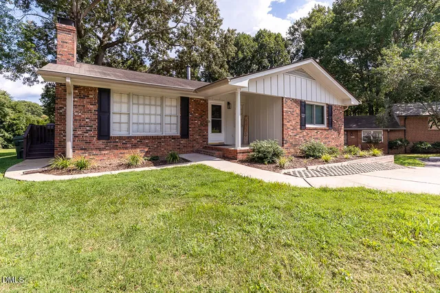 $2,000 | 6812 Ray Road, Raleigh, NC 27612