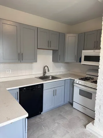 $3,650 | 27 Bailey Street, Unit 2, Boston, MA 02124