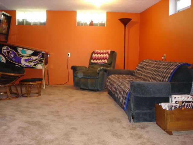1851 Rhoda Avenue Columbus, OH 43212 - Photo 8 of 10 Gallery Image 8