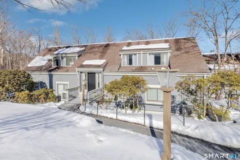 $215,000 | 289 Heritage Village, Unit C, Southbury, CT 06488