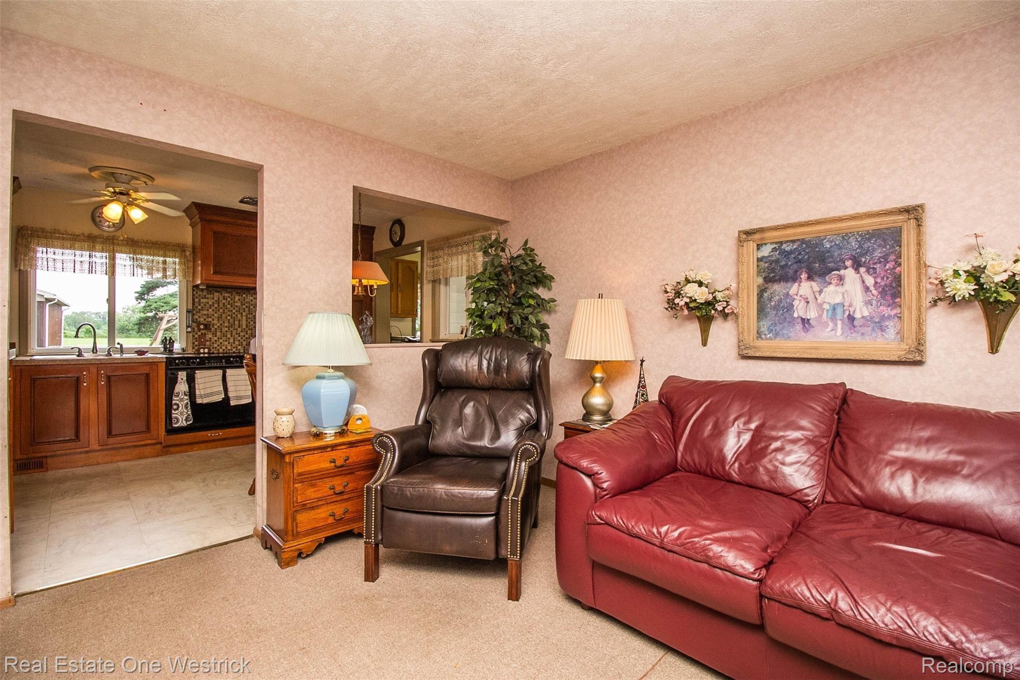 5318 Chartier Road Marine City, MI 48039 - Photo 8 of 37 6.jpg