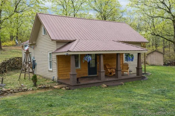 $289,900 | 1718 South Aurora Street, Eldon, MO 65026