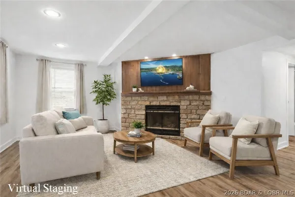 $289,900 | 1718 South Aurora Street, Eldon, MO 65026