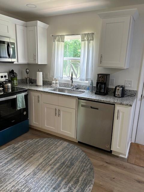545 South Fieldcrest Road Eden, NC 27288 - Photo 8 of 25 Check out those granite countertops.