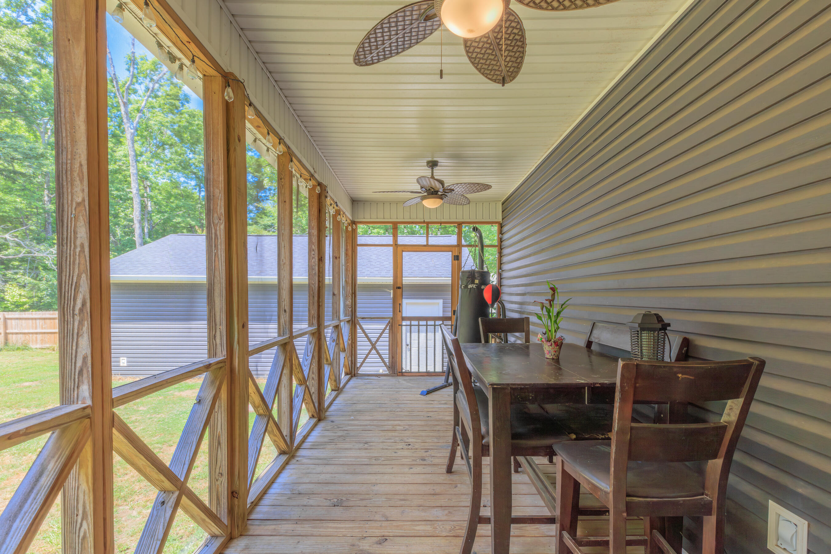215 Red Oak Ridge Drive Chickamauga, GA 30707 - Photo 7 of 37 215 Red Oak HD-10