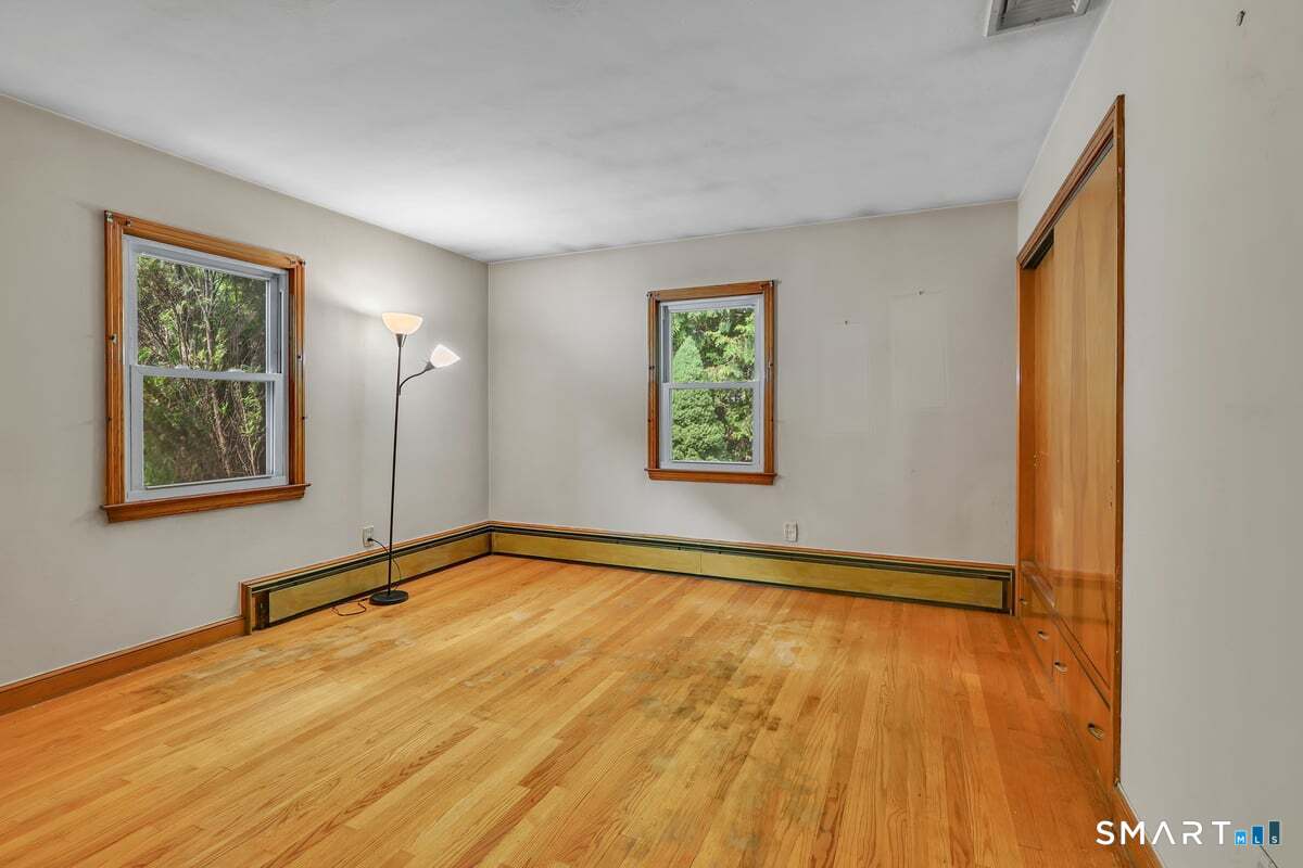 68 Pine Street Meriden, CT 06451 - Photo 14 of 28 Gallery Image 14