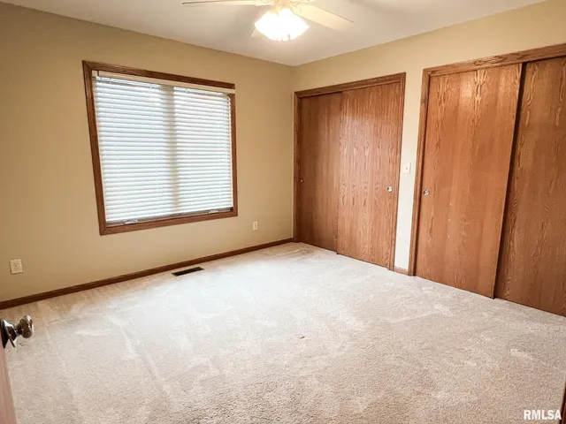 $169,900 | 1138 Breeze Way, Washington, IL 61571