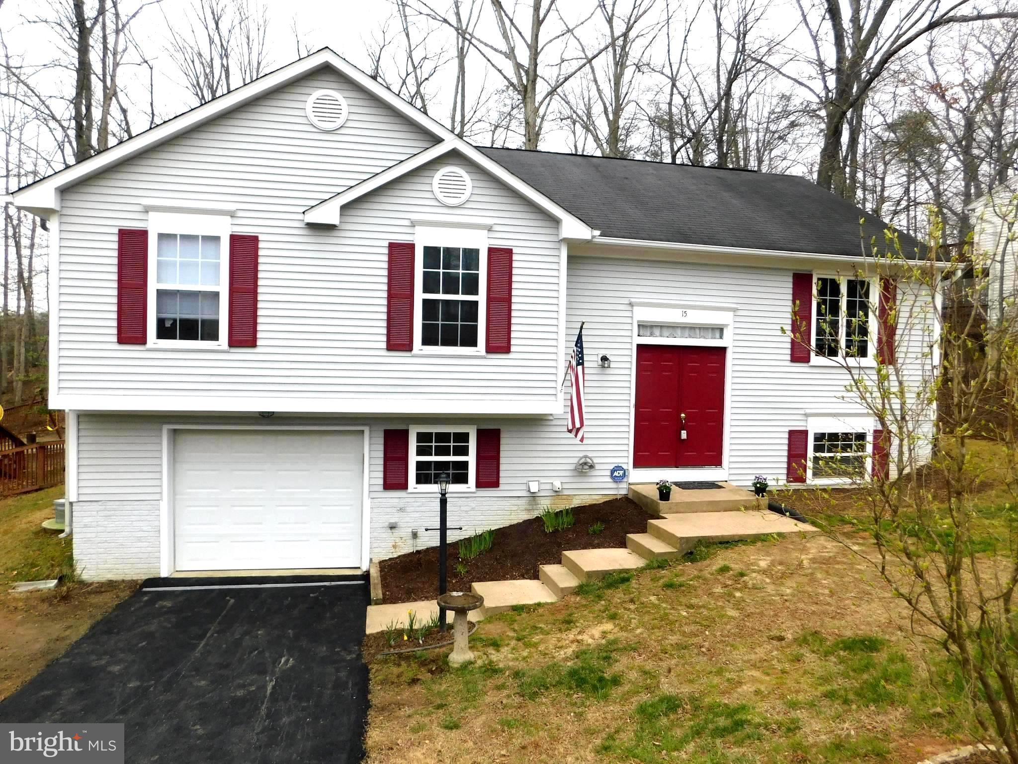 15 Myrtle Road Fredericksburg, VA 22405 - Photo 1 of 28 Exterior (Front)