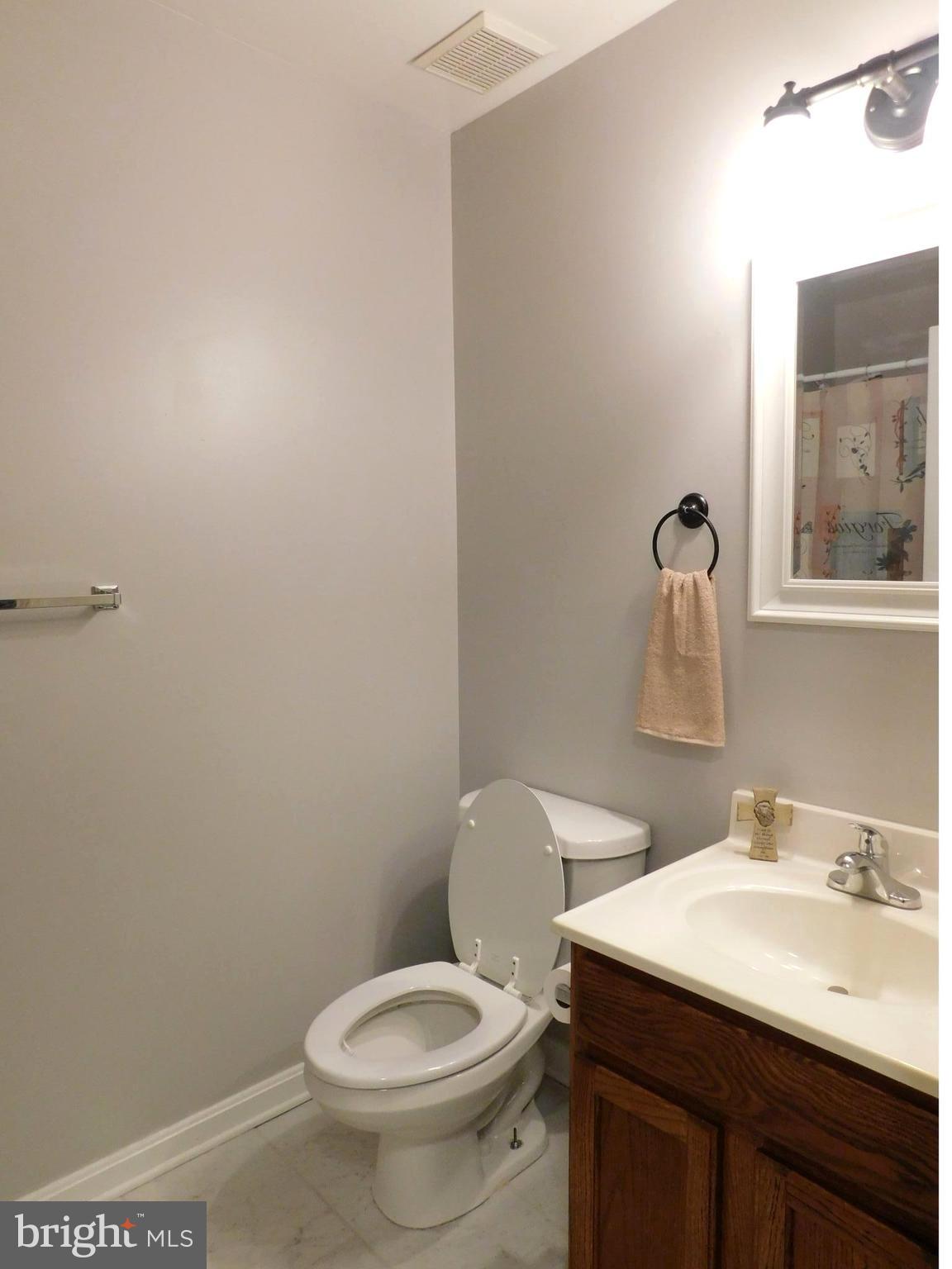 15 Myrtle Road Fredericksburg, VA 22405 - Photo 19 of 28 Bath (Main)
