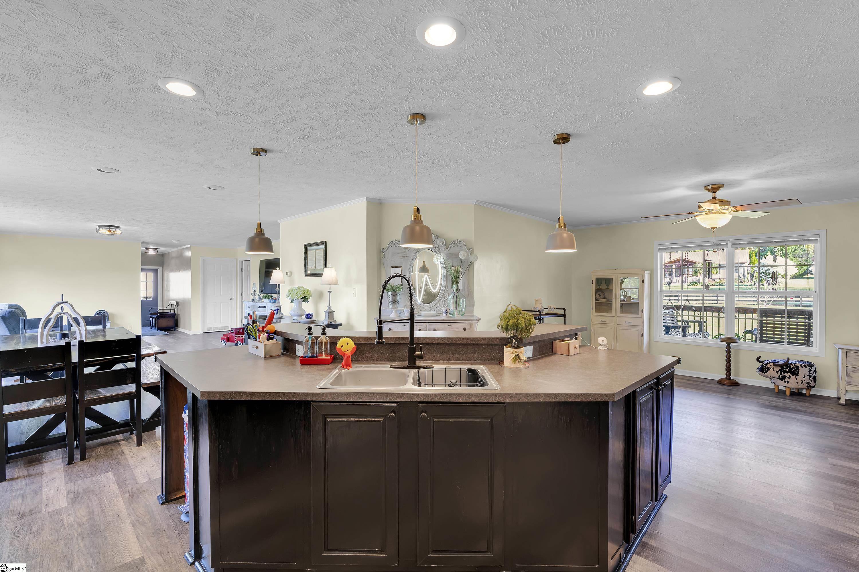 121 Capeview Lane Anderson, SC 29626 - Photo 10 of 46