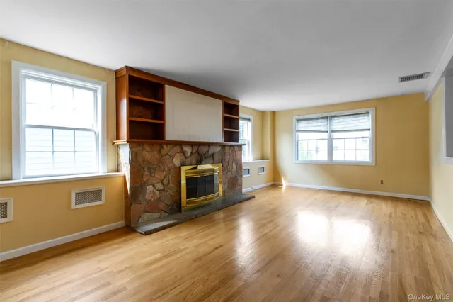 $799,000 | 89 Devoe Avenue, Yonkers, NY 10705