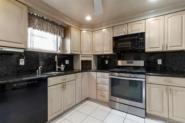 $799,000 | 89 Devoe Avenue, Yonkers, NY 10705