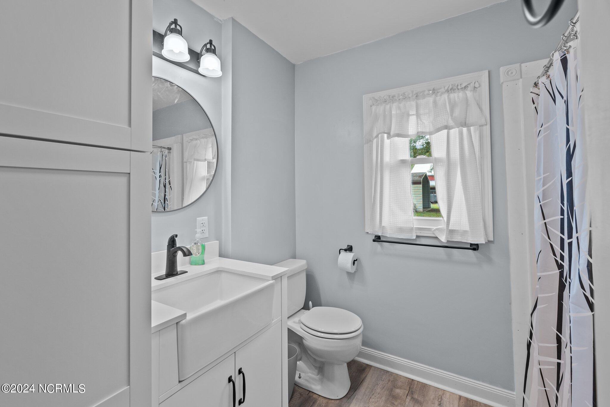 4687 Neuse Road Kinston, NC 28501 - Photo 14 of 53 14-web-or-mls-_S0A6941