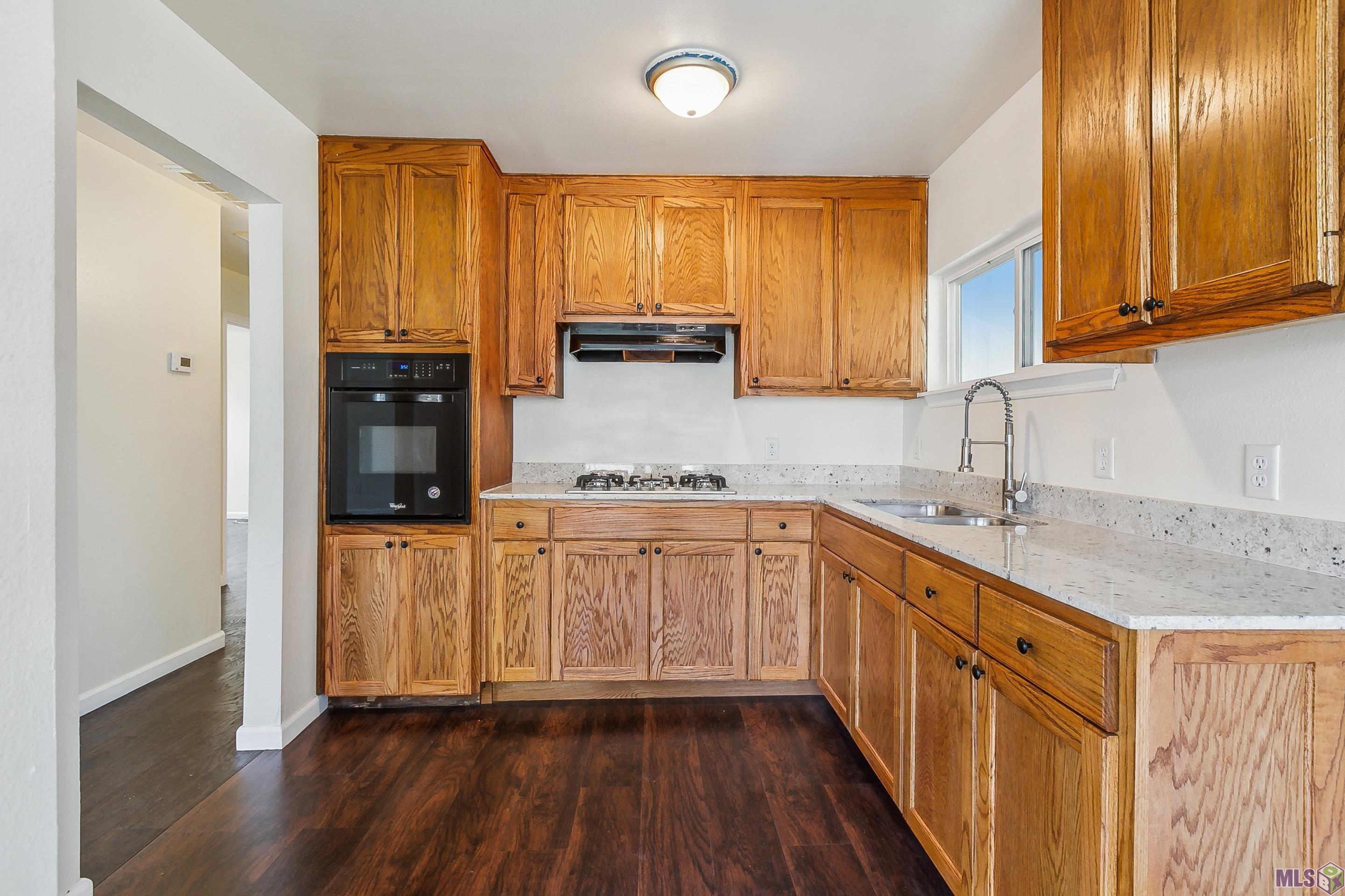 4524 Sycamore Street Baton Rouge, LA 70805 - Photo 5 of 9