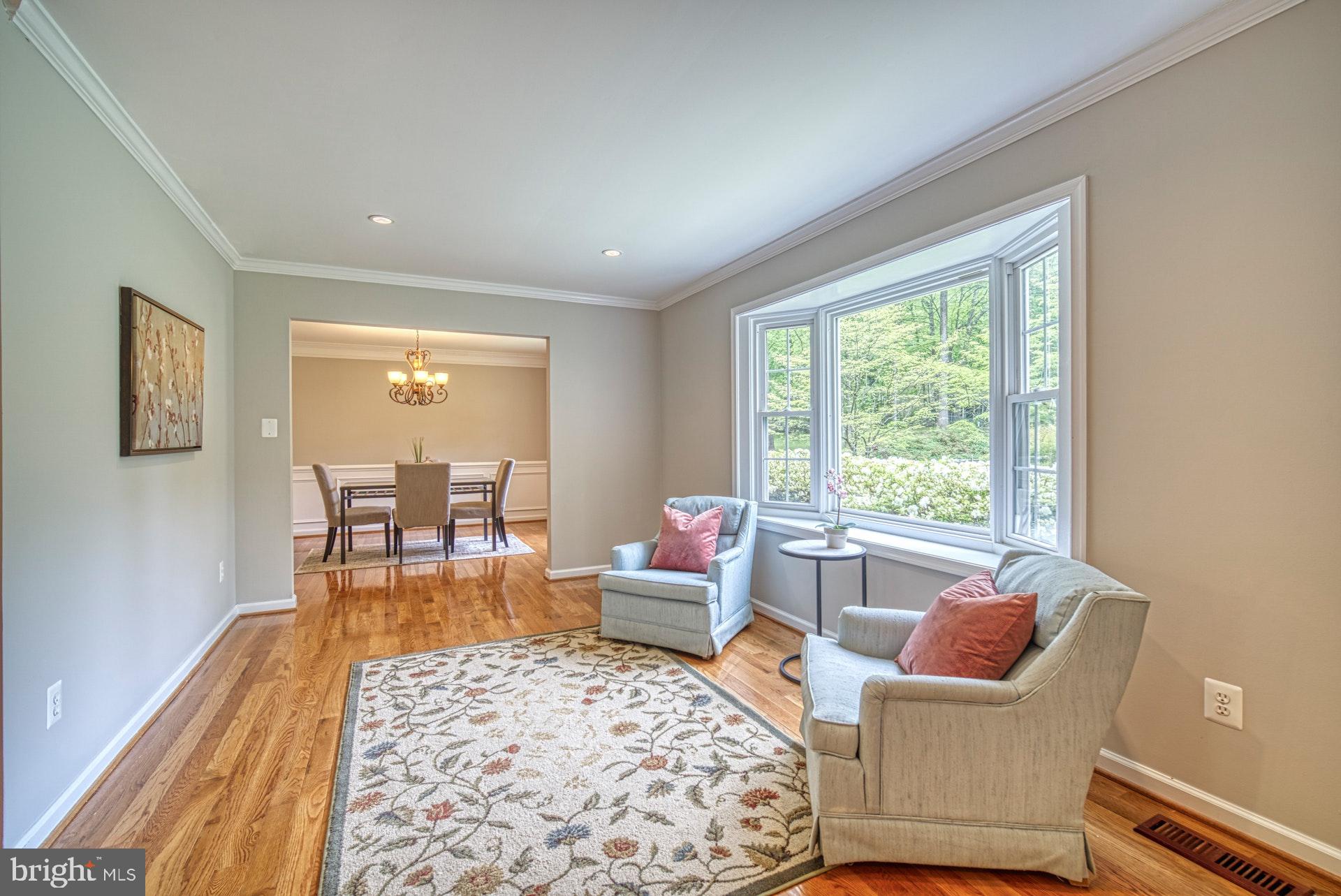 4913 Pheasant Ridge Road Fairfax, VA 22030 - Photo 12 of 33 Formal living room or perfect for desk nook