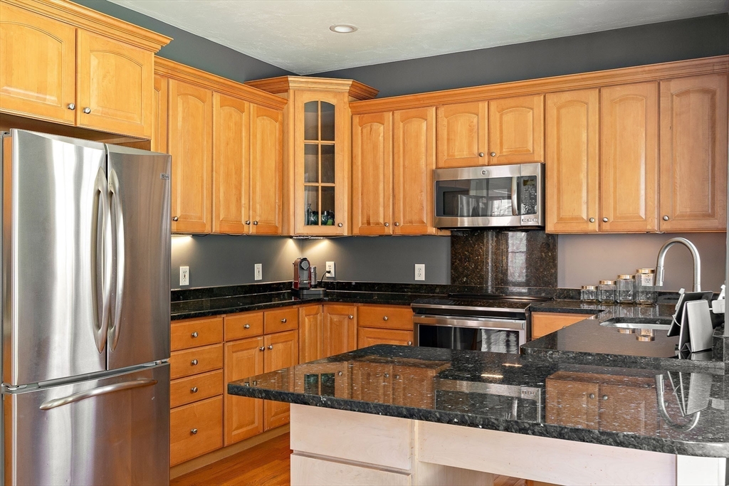 17 Indian Woods Way, Unit 17 Canton, MA 02021 - Photo 10 of 25