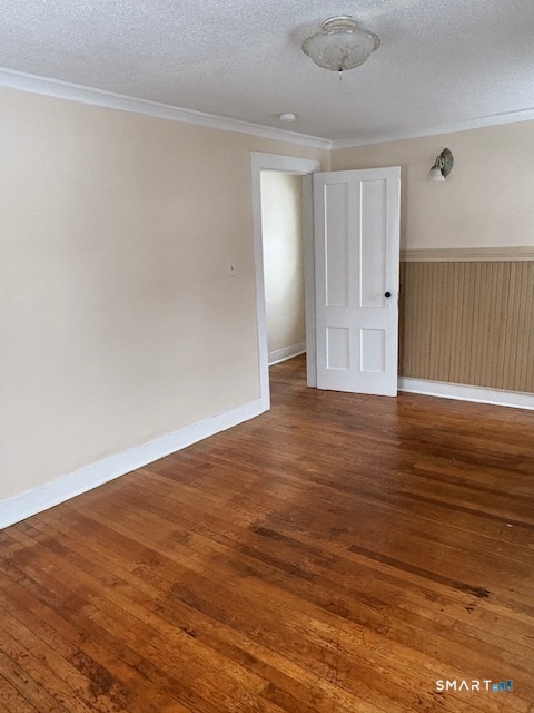 102 Elm Street Thomaston, CT 06787 - Photo 18 of 27